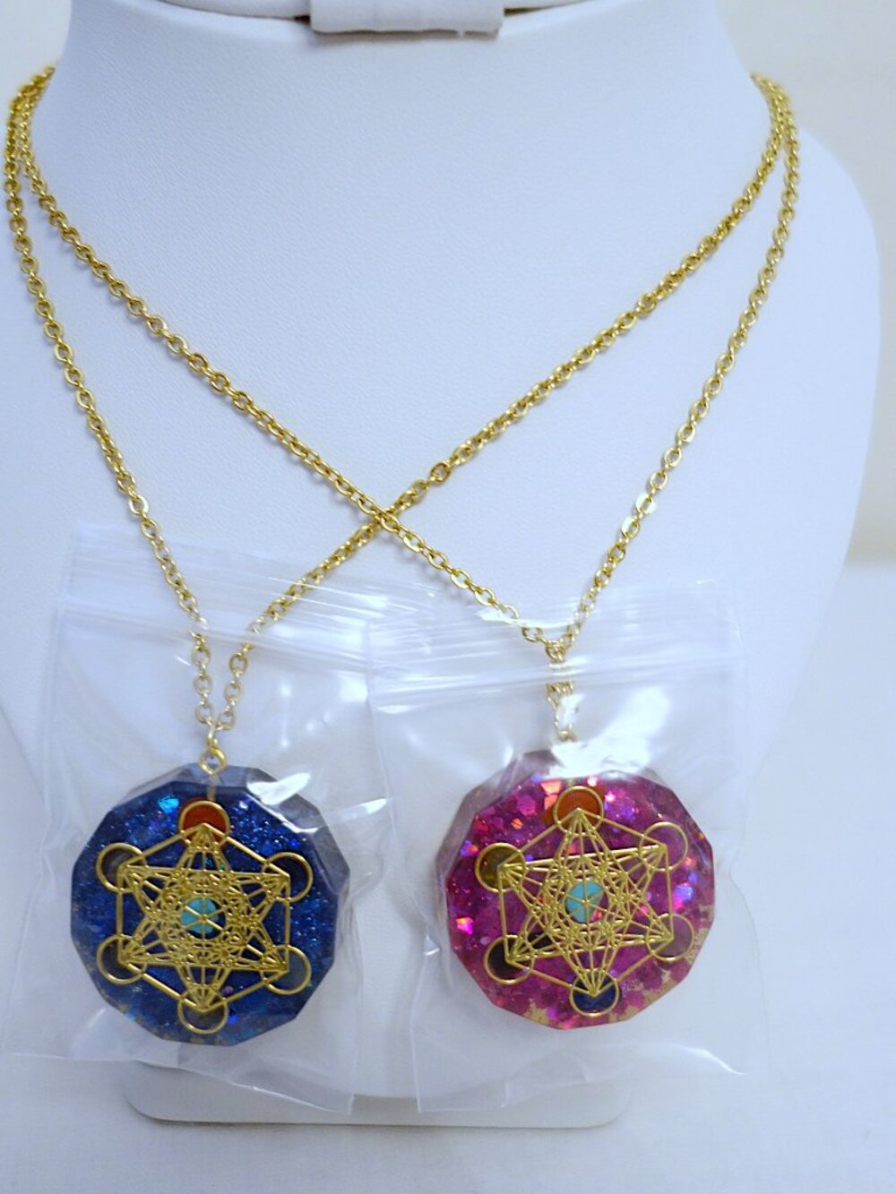 New Metatron's Cube Orgone/Orgonite Resin Glitter Pendants & GP Chain